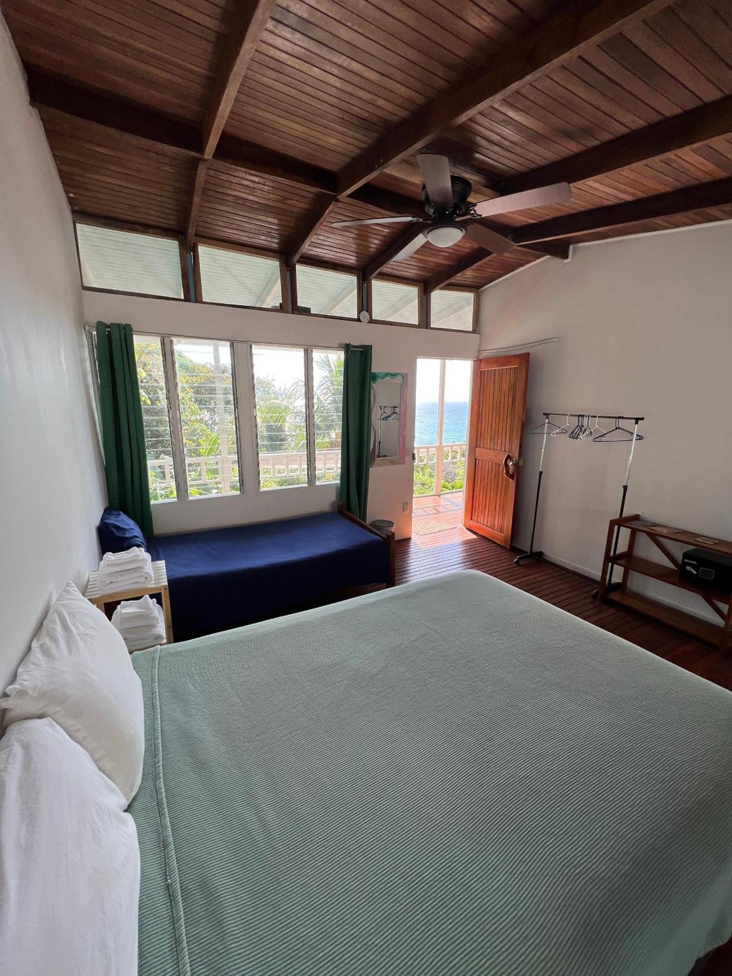 The Chorotega Hotel, Montezuma 몬테주마 외부 사진